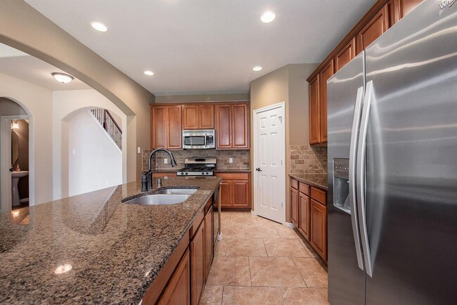 Building Photo - 158 Rocky Point Dr