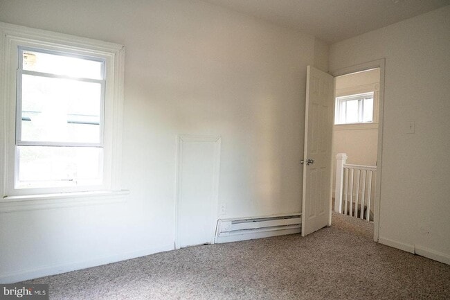 Building Photo - 835 E Chelten Ave