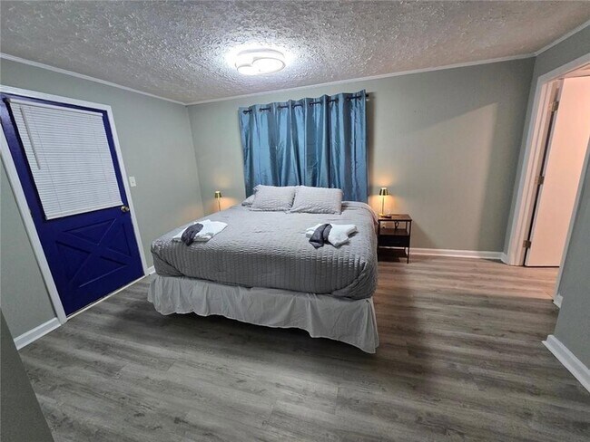 Building Photo - 3267 Aspen Cir SW