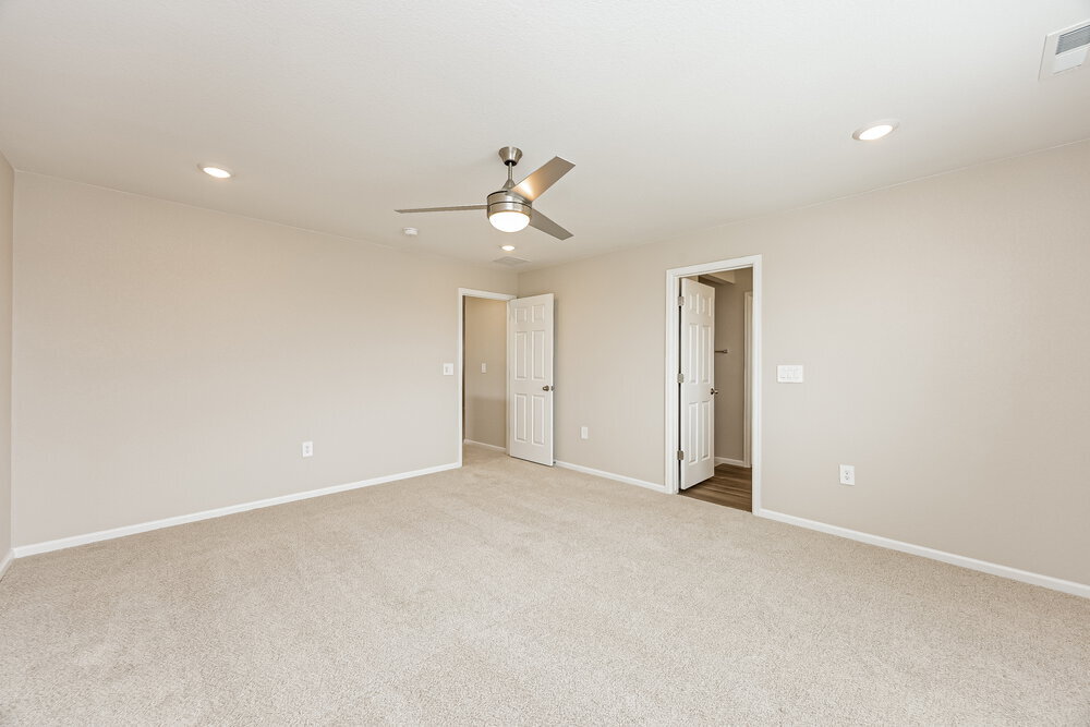 Building Photo - 11451 Lake Trout Dr