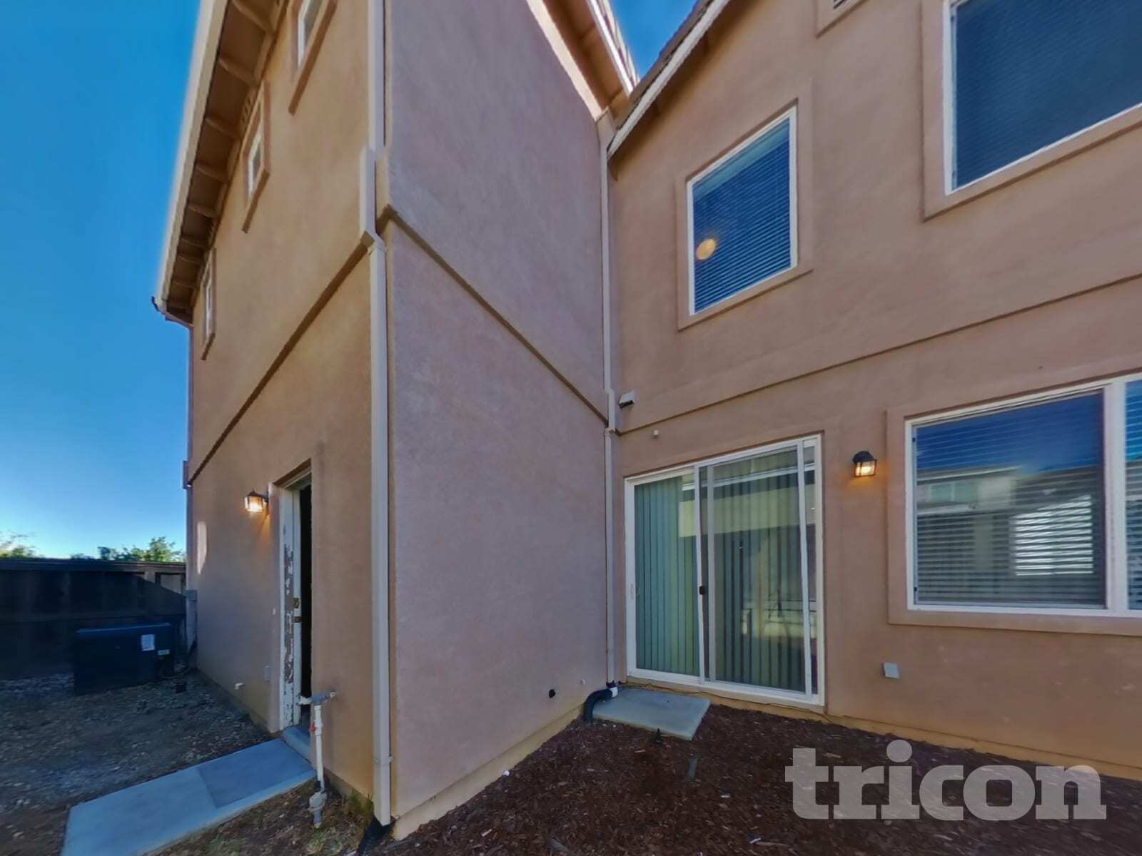 Building Photo - 1895 Bramblewood Dr