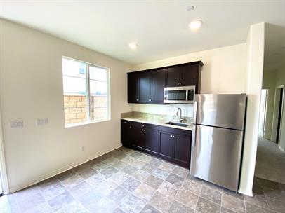 Building Photo - 28822 Horsetail Cir
