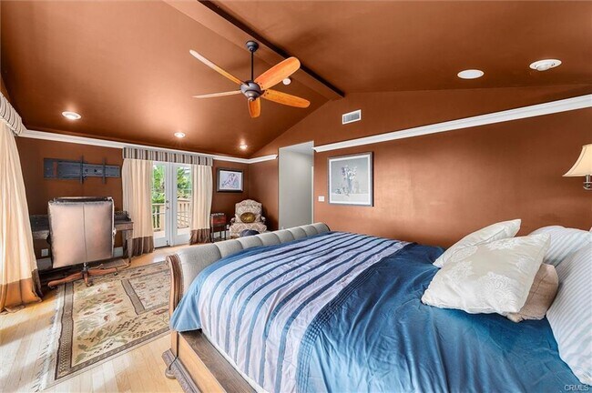 Building Photo - 2129 Palos Verdes Dr W