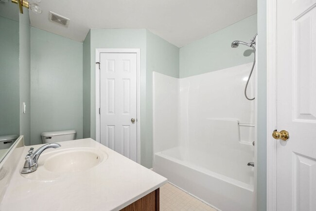 Building Photo - 2403 Medford Campbell Blvd