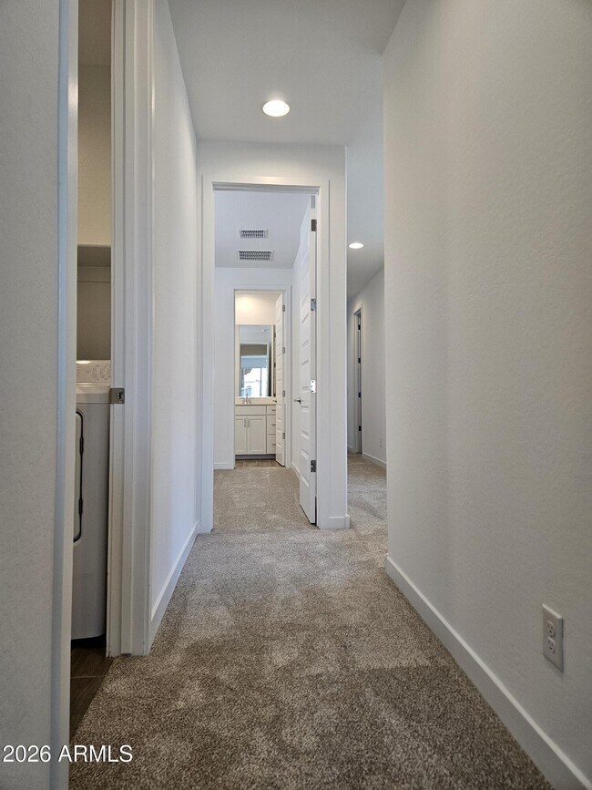 Building Photo - 3357 S Primrose