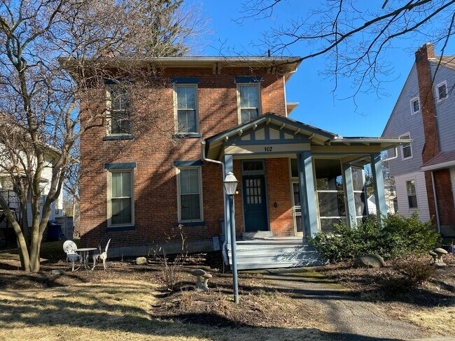 Building Photo - 102 N Washington St