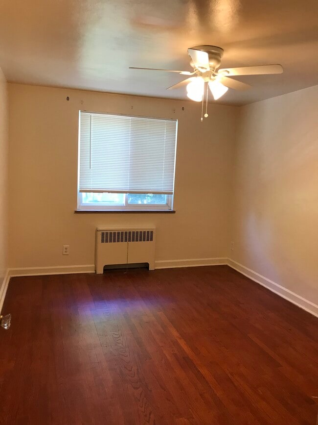 Building Photo - 3129 Boudinot Ave
