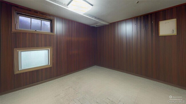 Building Photo - 11 Rockhill Rd