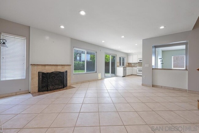 Building Photo - 3576 Ridge Rd