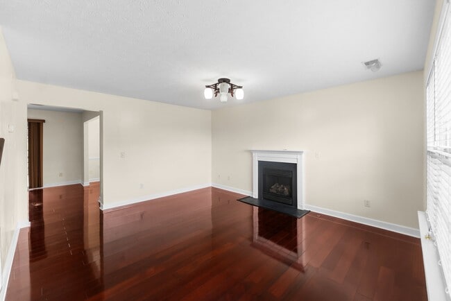 Building Photo - 7020 Timber Oak Dr