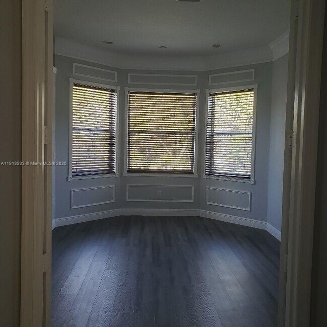 Building Photo - 6506 Marbletree Ln