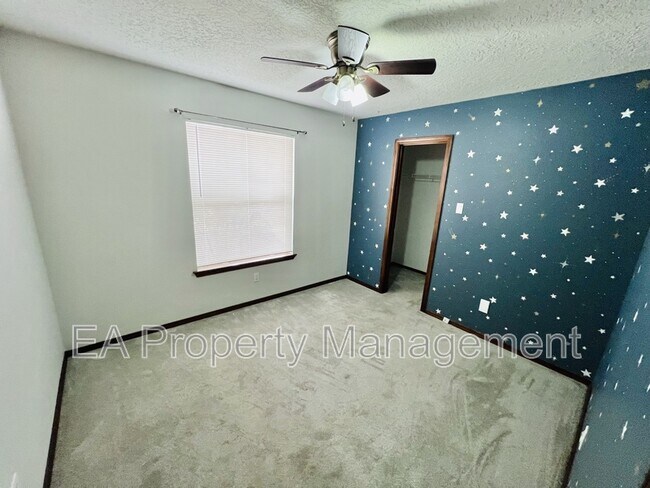 Building Photo - 8016 Lynnhaven Pl NW