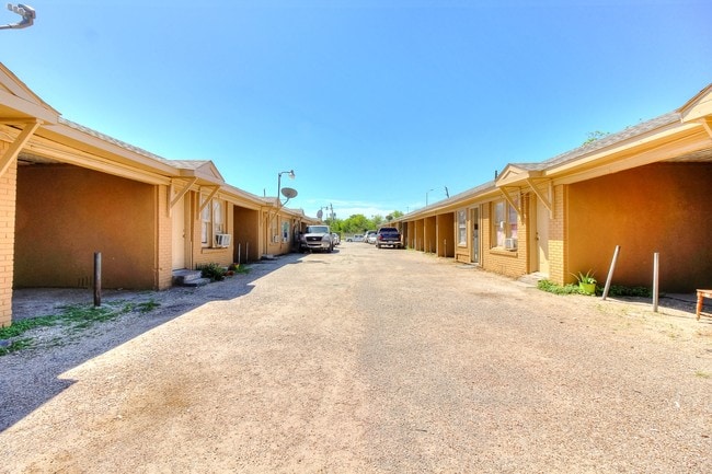 Building Photo - Tejano Apartments