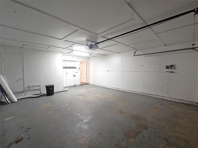 Building Photo - 1304 Oakhill Dr