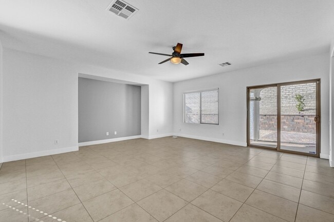 Building Photo - 11052 Orense Dr