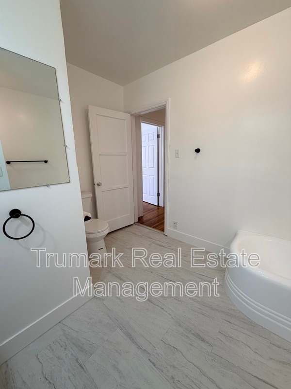 Building Photo - 729 South St