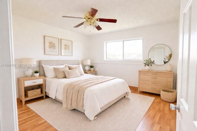 Building Photo - 1283 W 51st Pl