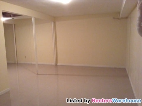 Building Photo - 723 Twin Brooks Ct SE