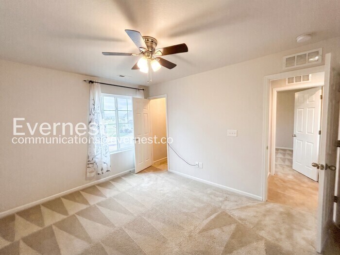 Building Photo - 2560 Gobi Dr