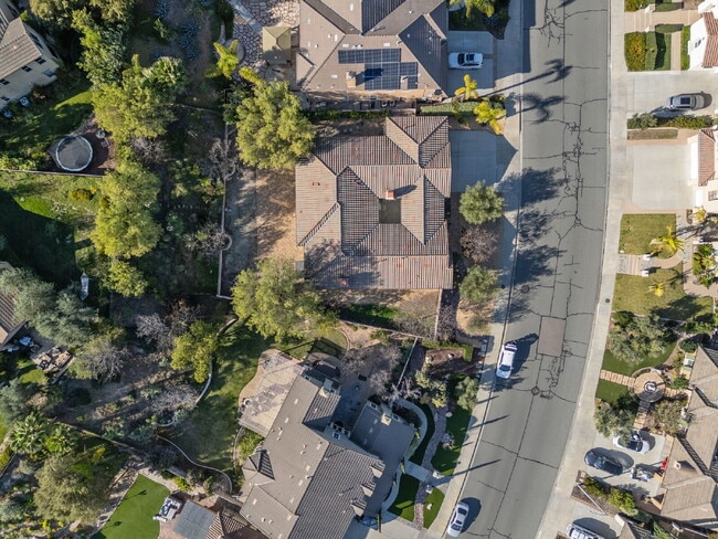 Building Photo - Stunning Single-Story Luxury Home in Coveted Rolling Hills Ranch