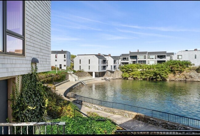 Building Photo - 41 Wharf Path