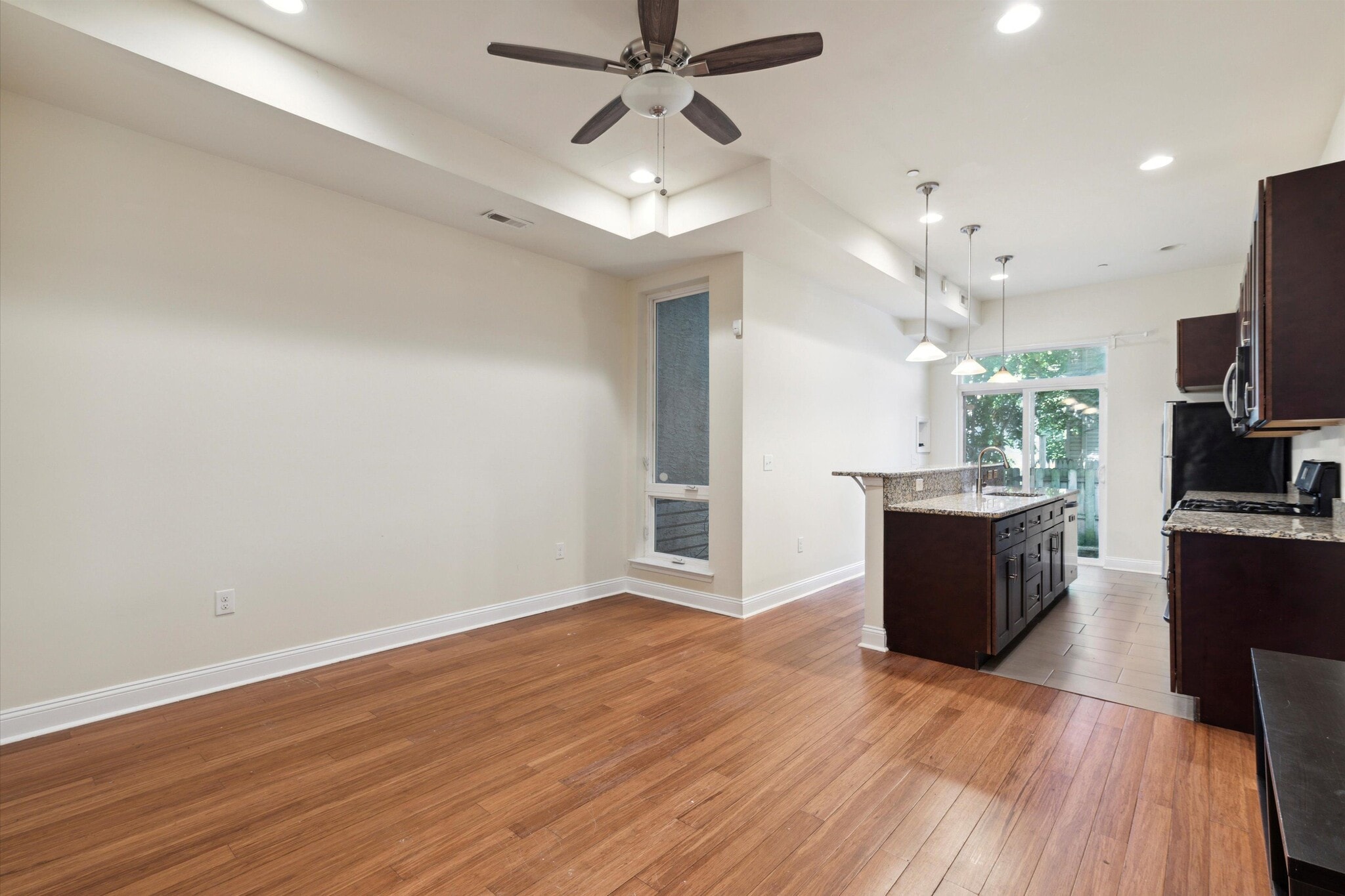 Building Photo - 1408 Willington St