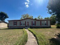 Building Photo - 208 Green Branch Ct