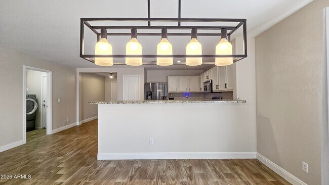 Building Photo - 25673 W Northern Lights Way