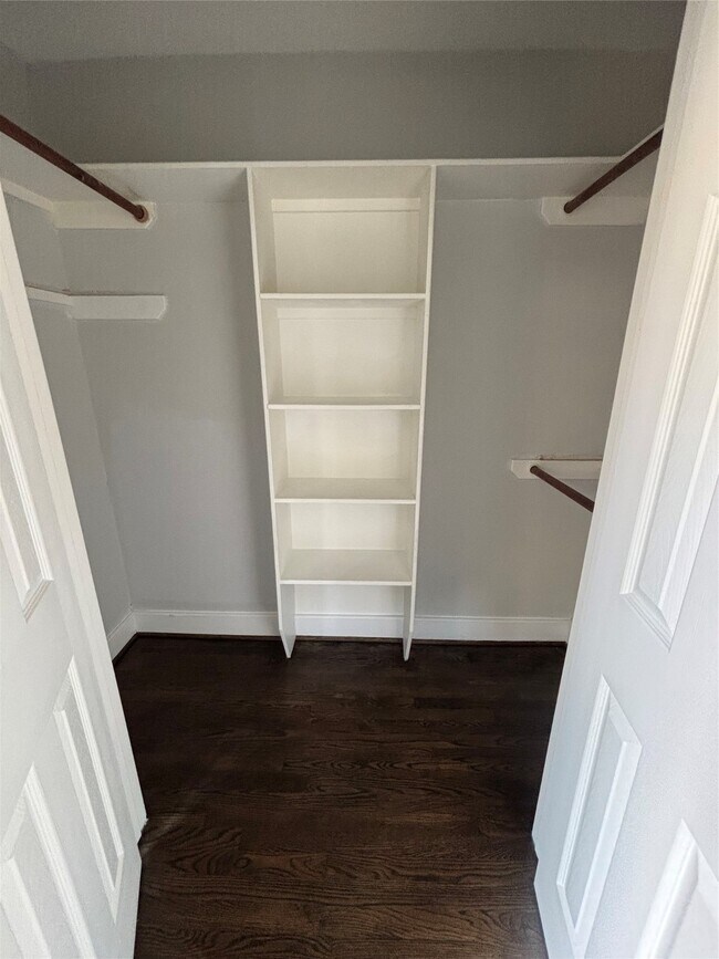 Building Photo - 5424 4th St