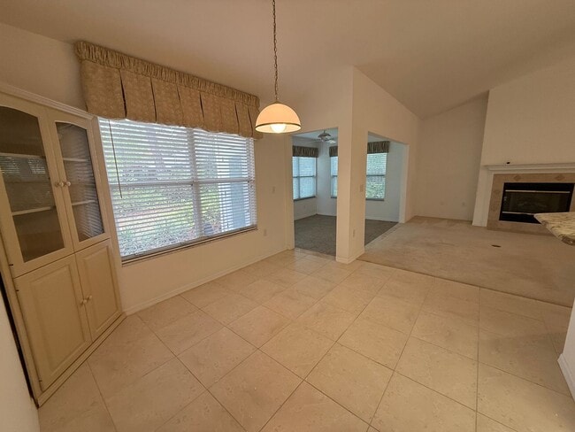 Building Photo - Charming 3-Bedroom Home in Broadmoor – Move-In Ready!