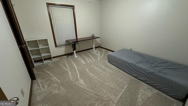 Building Photo - 3966 N Indian Cir NW