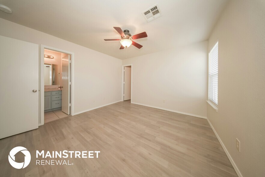 Building Photo - 9117 Checkerbloom Dr