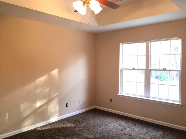 Building Photo - 4742 W Creek Mill Ct