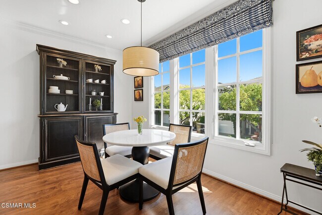 Building Photo - 2485 Waldemar St