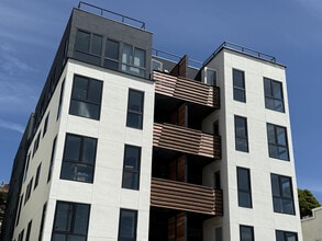 Building Photo - Collab@Oxford