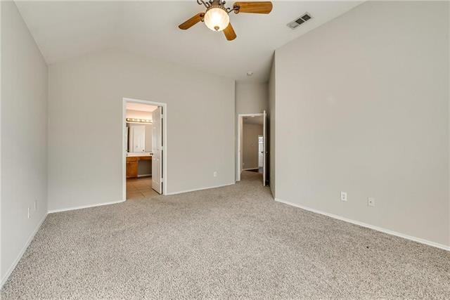 Building Photo - 409 Knoll Park Ct