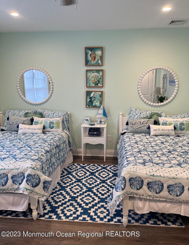 Building Photo - 36 1st Ave