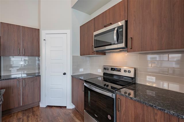 Building Photo - 609 Wheatfield Dr
