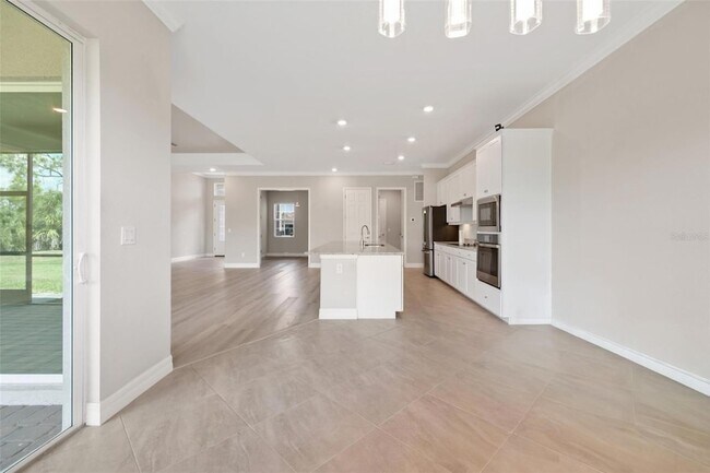 Building Photo - 14500 Ponce De Leon Trl