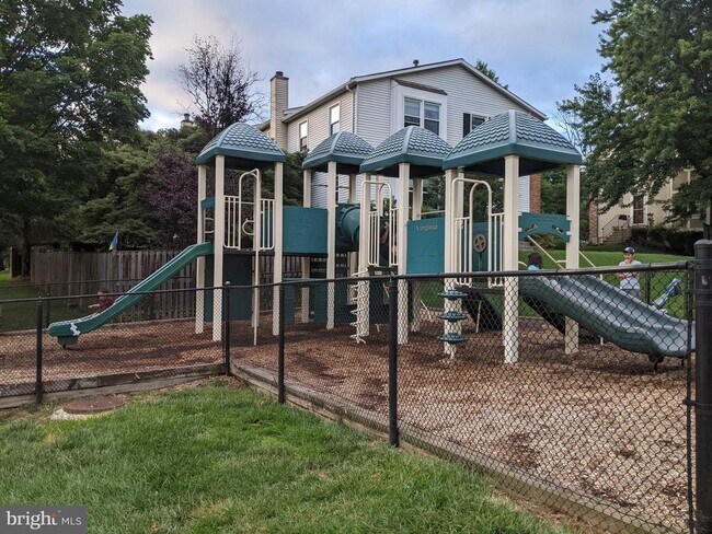 Building Photo - 3036 White Birch Ct