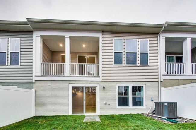 Building Photo - BRAND NEW CONSTRUCTION -- 55+ Living - 4 +...