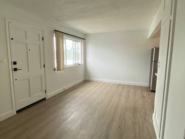 Building Photo - 990 63rd St