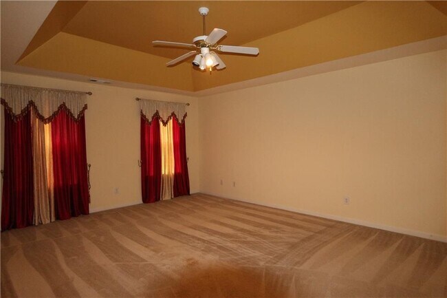 Building Photo - 1594 Hampton Hollow Trail
