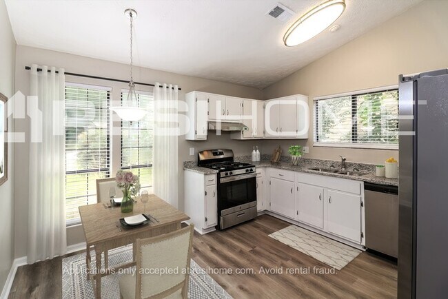 Building Photo - 3947 Wood Path Dr