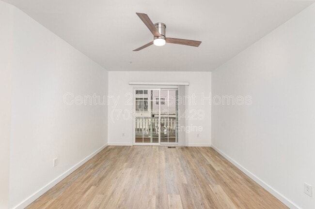 Building Photo - 22824 Ferncrest Terrace