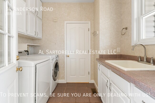 Building Photo - 34 Anderson Rd