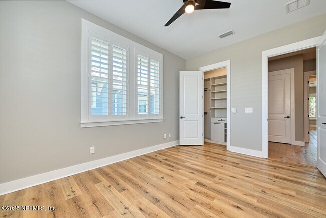 Building Photo - 2410 Beach Blvd