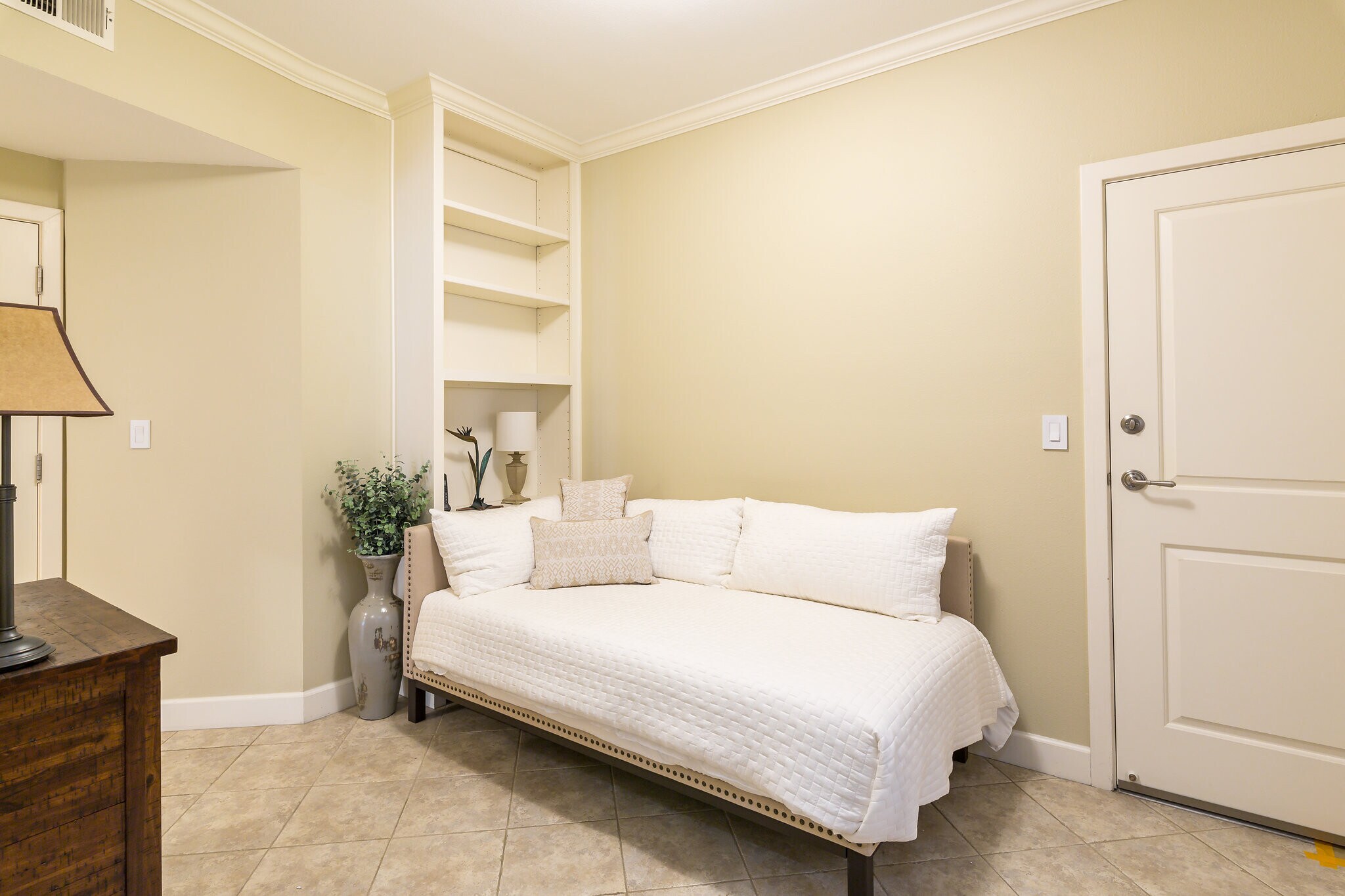 Building Photo - 34 4th St