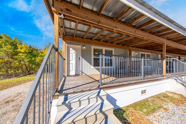 Building Photo - 4-Plex