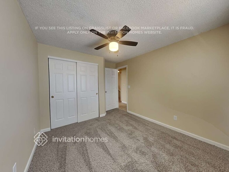 Building Photo - 2455 Wolf Creek Dr